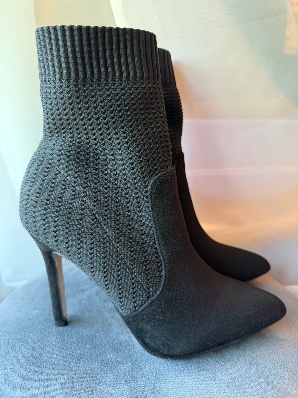 Catherine Malandrino Black Stretch Ankle Pointed-Toe Stiletto Booties